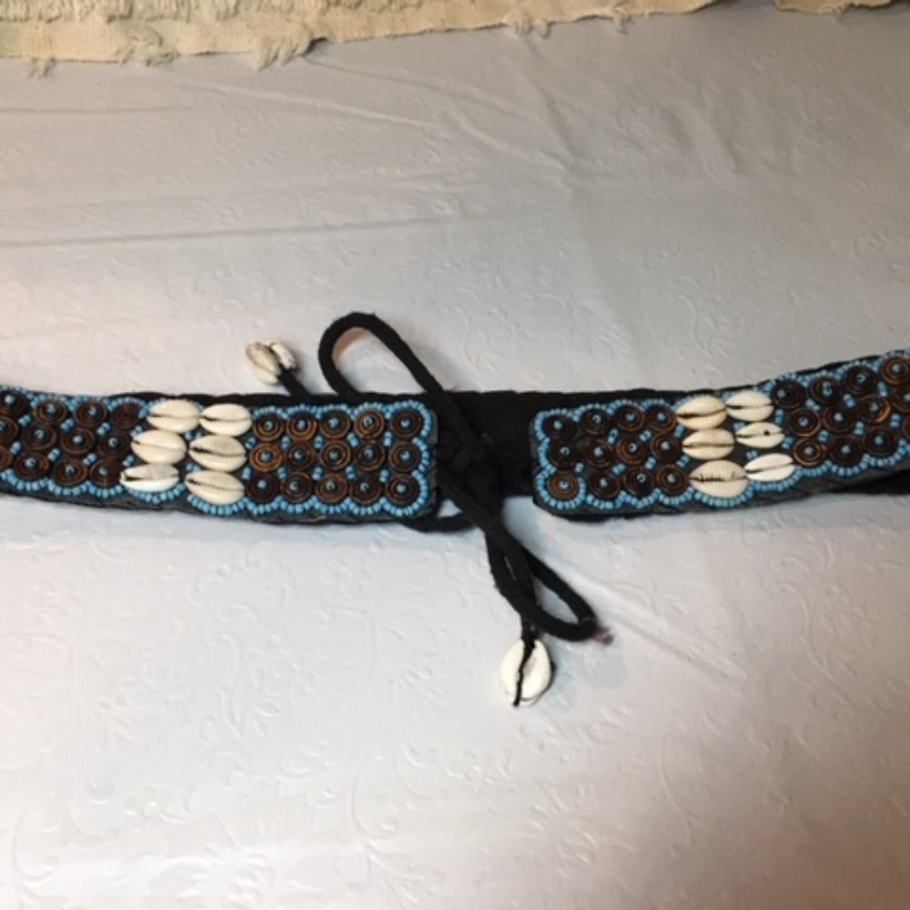 Vintage Handmade 70's Hippie Beaded Shelled Belt - Picture 9 of 9